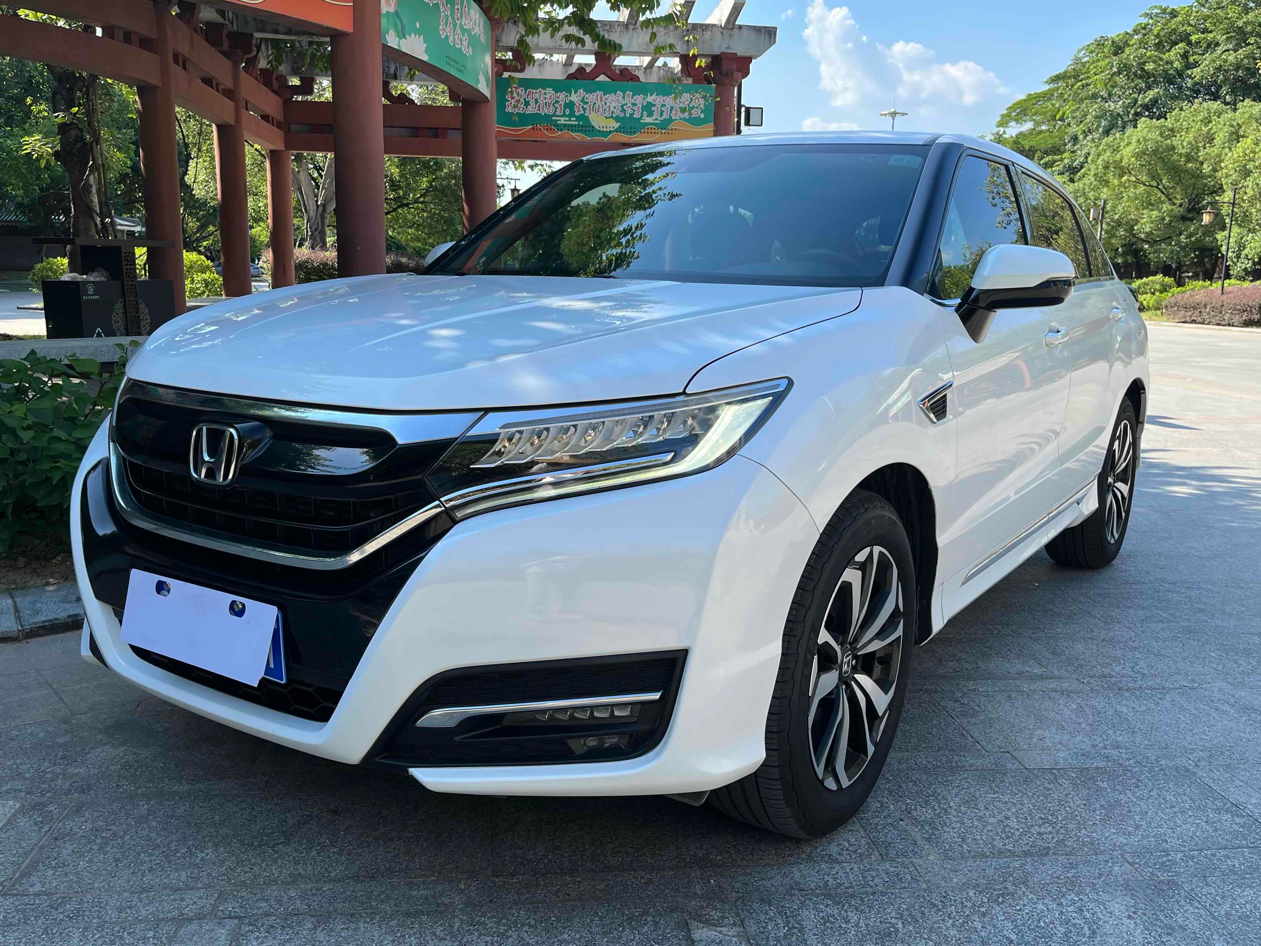 Honda UR-V,2017,240TURBO，White